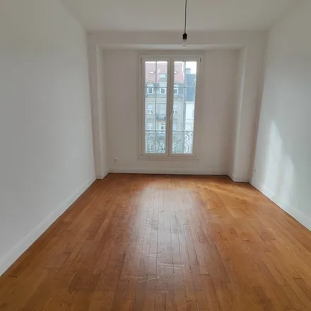 Rent this 5 bed apartment on 1 Rue Mozart in 57000 Metz, France