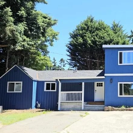 Buy this 4 bed house on 19628 8th Avenue South in Des Moines, WA 98148