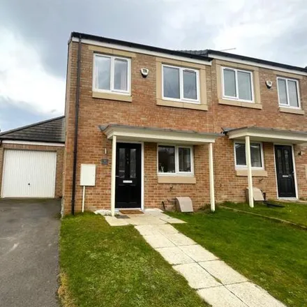 Buy this 3 bed duplex on Evergreen Way in Middlesbrough, TS8 9ZD