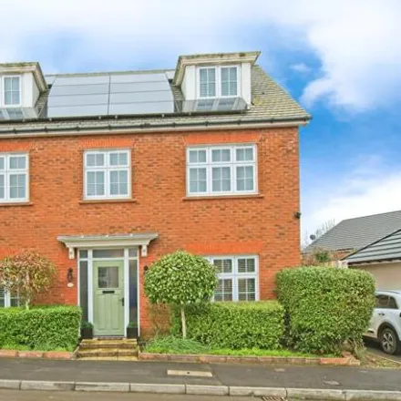 Buy this 5 bed house on Heol Glaslyn in Caldicot, NP26 4RD
