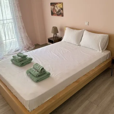 Rent this 2 bed apartment on Athens in Κωνσταντινουπόλεως, 104 44 Athens