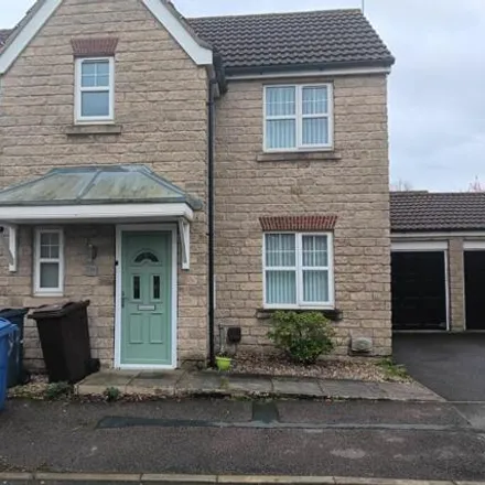 Buy this 3 bed house on Cudworth View in Grimethorpe, S72 7LW