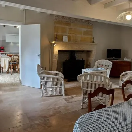 Rent this 2 bed house on Pujols in Gironde, France