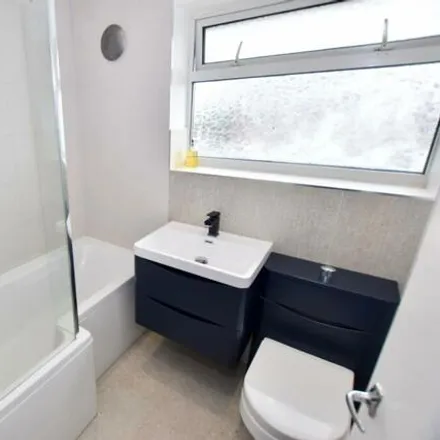Image 3 - Frilsham Way, Coventry, West Midlands, Cv5 - available now - Duplex for rent
