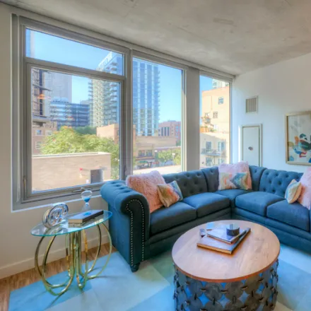Rent this 1 bed condo on 175 N DesPlaines