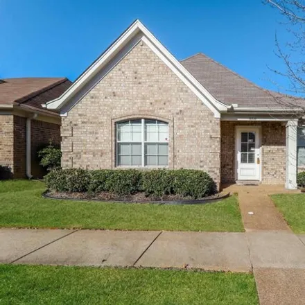 Rent this 3 bed house on 10228 Eveninghill Drive in Memphis, TN 38016