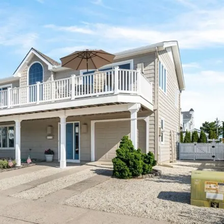 Buy this 5 bed house on 236 121st Street in Stone Harbor, Cape May County
