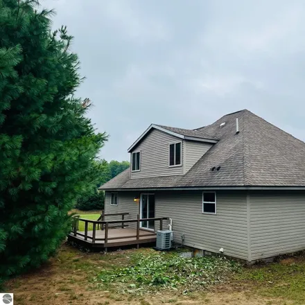 Image 3 - 4503 West Houghton Lake Road, Lake City, Forest Township, MI 49651, USA - House for sale