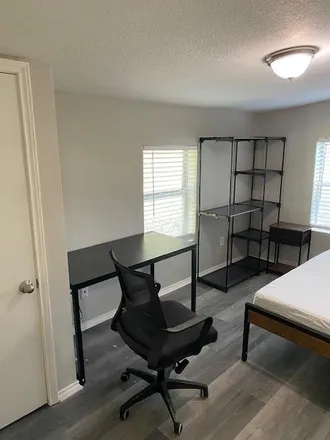 Rent this 1 bed room on DeSoto