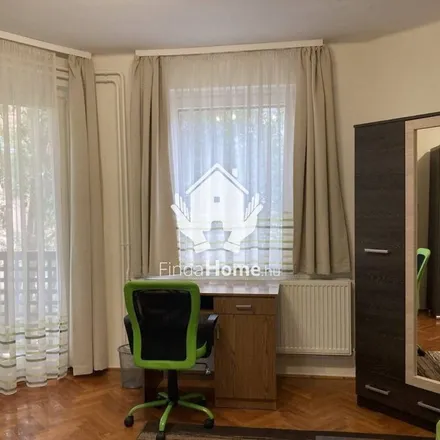 Image 4 - Nemzeti Dohánybolt, Debrecen, Hatvani István utca 11, 4032, Hungary - Apartment for rent