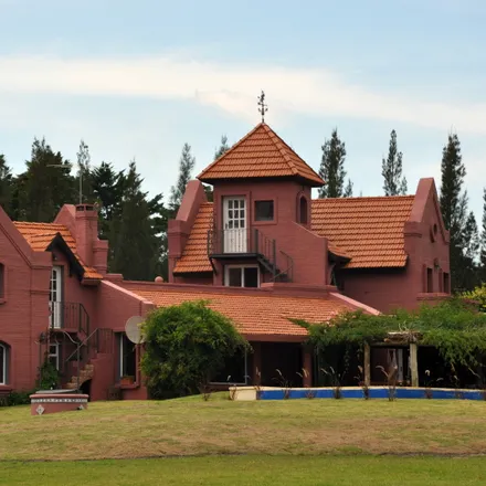 Buy this 5 bed house on La Salina (Calle 9) 691 in 20100 Punta Del Este, Uruguay