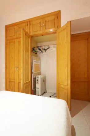 Image 5 - Calle de Andrés Mellado, 49, 28015 Madrid, Spain - Apartment for rent