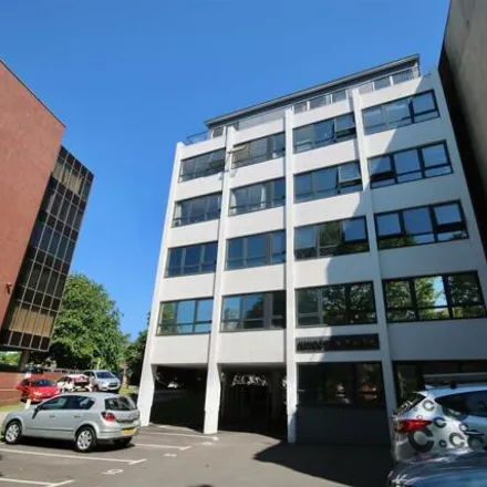 Rent this 2 bed apartment on MyDentist in Kingston Crescent, Portsmouth