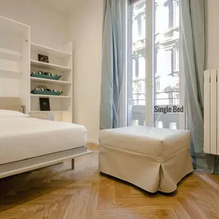 Image 4 - Atti, Via Drapperie 6, 40124 Bologna BO, Italy - Apartment for rent