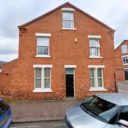 Rent this 4 bed duplex on 3 Collin Street in Beeston, NG9 1EW