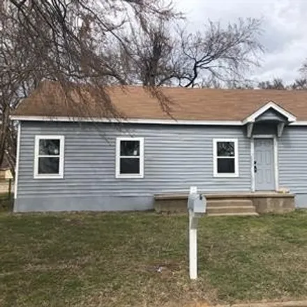 Rent this 1 bed house on 667 West Murray Street in Denison, TX 75020