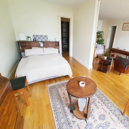 Rent this 1 bed apartment on Welcoming 1-bedroom flat in Necker  Paris 75014