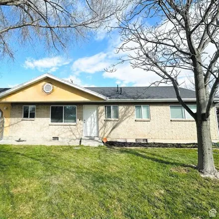 Buy this 3 bed house on Stansbury Elementary School in Constitution Boulevard, West Valley City
