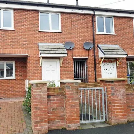 Buy this 3 bed townhouse on Dover Road in Blackpool, FY1 6PN