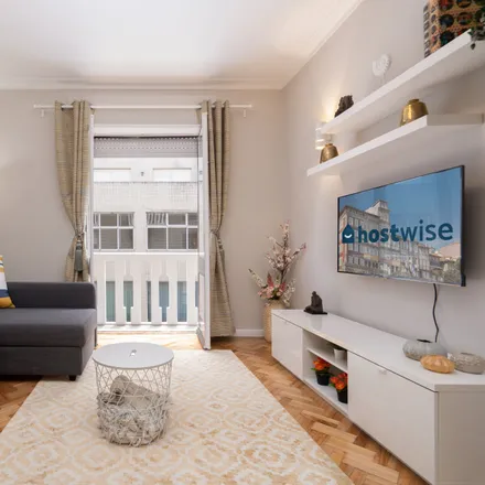 Rent this 3 bed apartment on Rua da Boavista 538 in 4050-049 Porto, Portugal