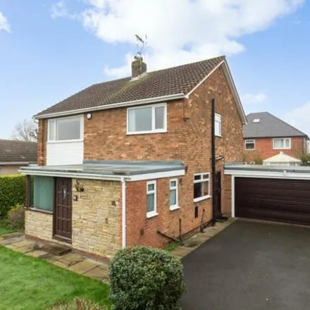 Buy this 4 bed house on Foxdale Avenue in Thorpe Willoughby, YO8 9NN