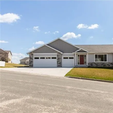 Buy this 4 bed house on 918 Golf View Avenue in Minneola Township, MN 55992