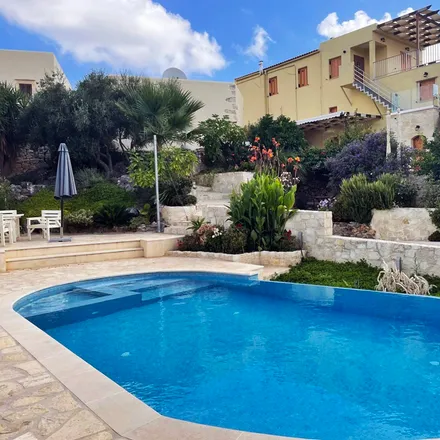 Rent this 4 bed house on unnamed road in Drapanos, Greece