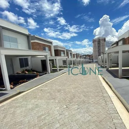 Buy this 3 bed house on Rua Belmira Loureiro de Almeida in Jardim Piratininga, Sorocaba - SP