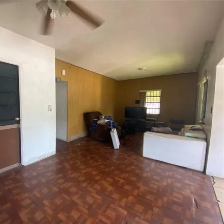 Image 7 - 427 Northwest 82nd Street, Miami-Dade County, FL 33150, USA - House for sale