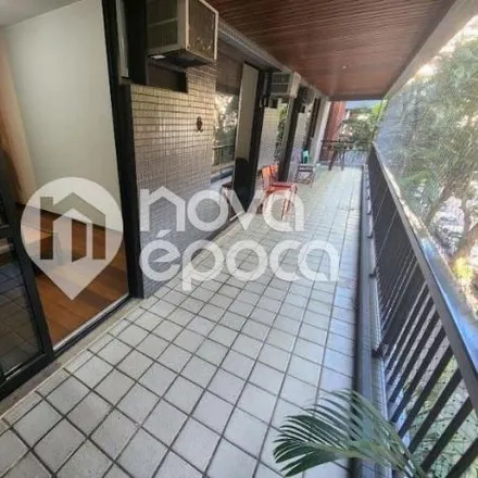 Buy this 3 bed apartment on Rua Dezenove de Fevereiro 175 in Botafogo, Rio de Janeiro - RJ