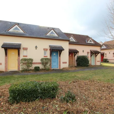 Rent this 2 bed apartment on 110 Route de Marcilly in 45160 Ardon, France