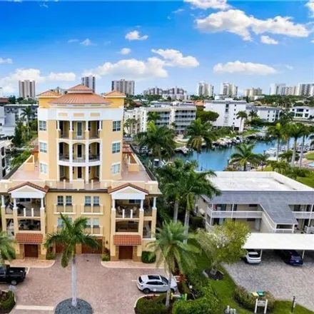 Buy this 3 bed condo on 930 Panama Court in Marco Island, FL 34145