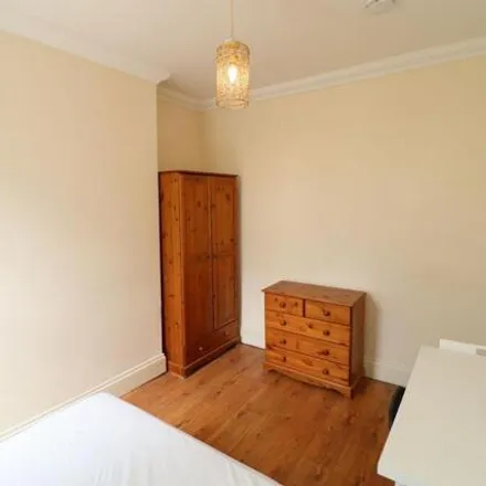 Image 2 - 597 Manchester Road, Canary Wharf, London, E14 3NU, United Kingdom - House for rent