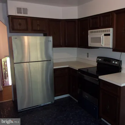 Image 3 - 722 Highland Avenue, Falls Church, VA 22046, USA - House for rent