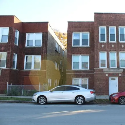 Rent this 4 bed apartment on 2413 East 73rd Street in Chicago, IL 60649