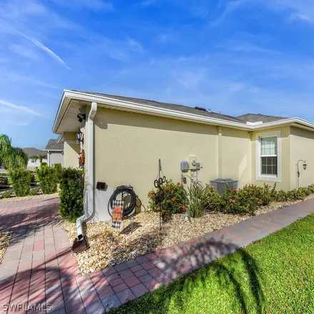Image 2 - 19550 Galleon Point Drive, Lehigh Acres, FL 33936, USA - Townhouse for sale