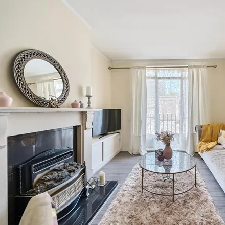 Rent this 1 bed apartment on 14 Northwick Terrace in London, NW8 8HX