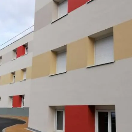 Rent this 4 bed apartment on 6 Rue de la Porte de France in 90000 Belfort, France