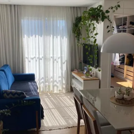 Buy this 2 bed apartment on Rua Carlos Magalhães in Campo Limpo, São Paulo - SP