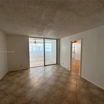 Image 4 - 4761 Northwest 12th Street, Lauderhill, FL 33313, USA - Condo for rent