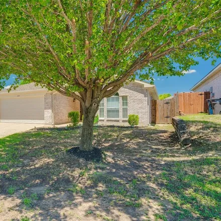 Rent this 3 bed house on 6409 Stonewater Bend Trail in Fort Worth, TX 76179