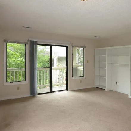 Image 3 - C, Martin Luther King Junior Boulevard, Chapel Hill, NC 27515, USA - Townhouse for rent