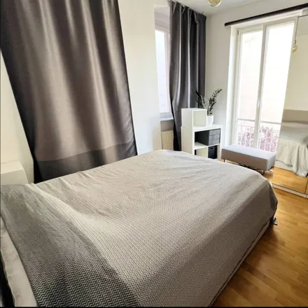 Rent this 2 bed apartment on Brunnenstraße 179 in 10119 Berlin, Germany