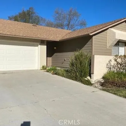 Rent this 3 bed apartment on Rainbow Glen Drive in Santa Clarita, CA 91351