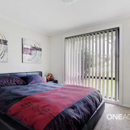 Rent this 3 bed apartment on Wollonyuh Crescent in Horsley NSW 2530, Australia