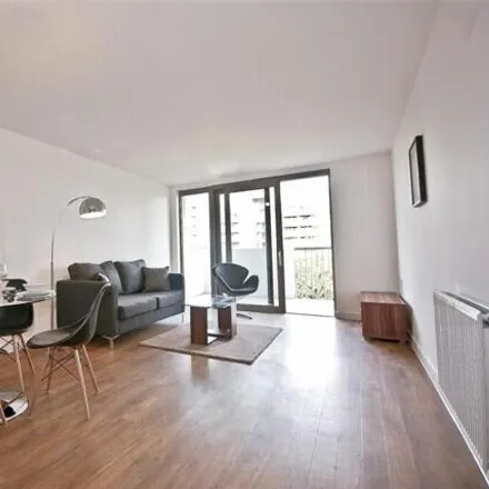 Rent this 2 bed room on Waterside Heights in 16 Booth Road, London