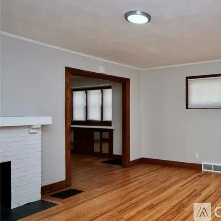 Image 7 - 1912 Parkdale Avenue - House for rent