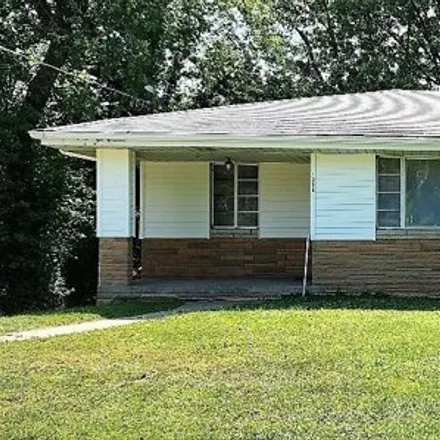 Image 2 - 1356 Shepley Drive, Bellefontaine Neighbors, MO 63137, USA - House for sale