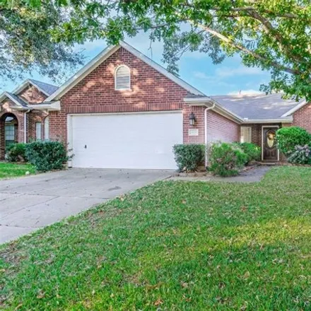 Buy this 3 bed house on 3606 Stratford Town Ln in Sugar Land, Texas