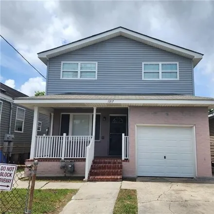 Buy this 5 bed house on 1317 Nunez Street in Algiers, New Orleans